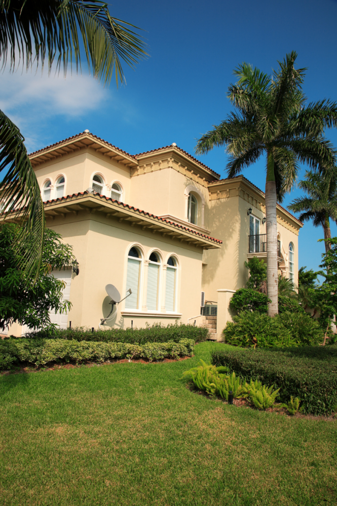 Florida residential home bahiagrass